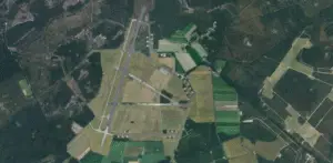 Vliegbasis Deelen satellietfoto_scannerluisteren.nl - scannerluisteren.nl Vliegbasis Deelen satellietfoto_scannerluisteren.nl
